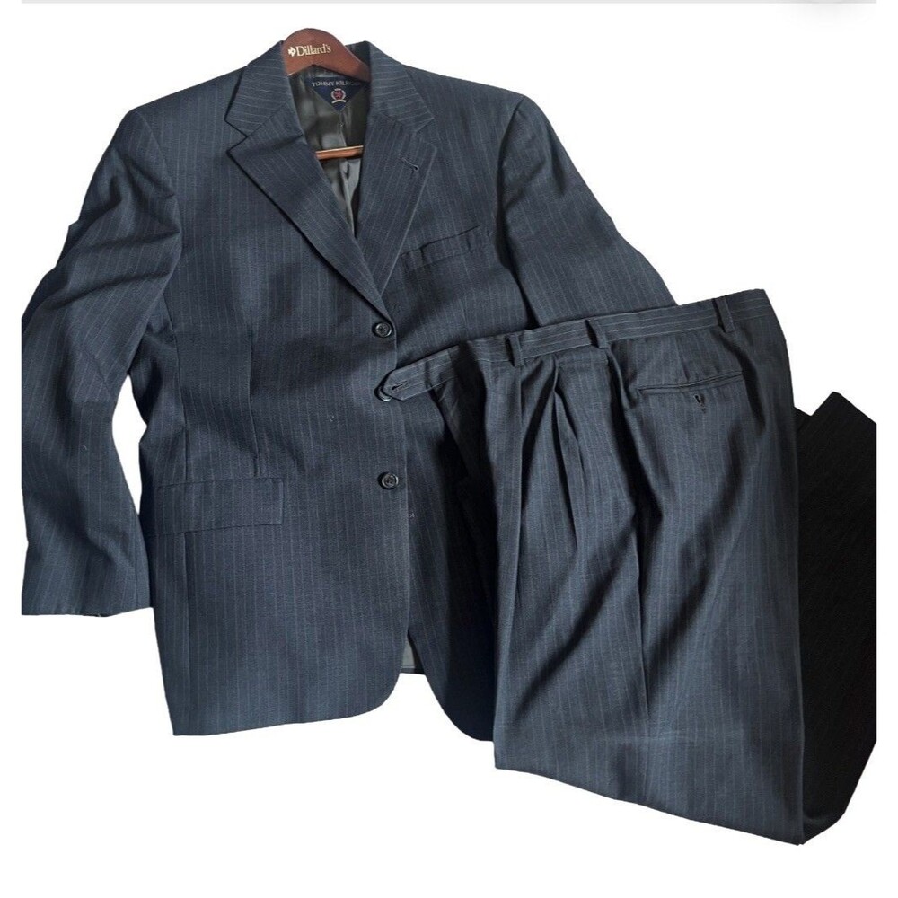 Tommy Hilfiger Pinstripe Suit 42L Gray 2-Button Pleated Pants 36x30 90s